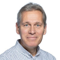 Prof. Douwe van Sinderen